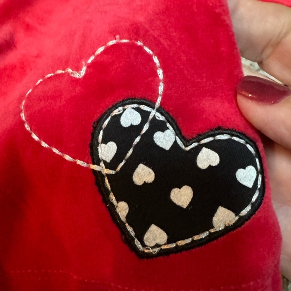 NWT. Carters girls red top. 6 month - Picture 2 of 7